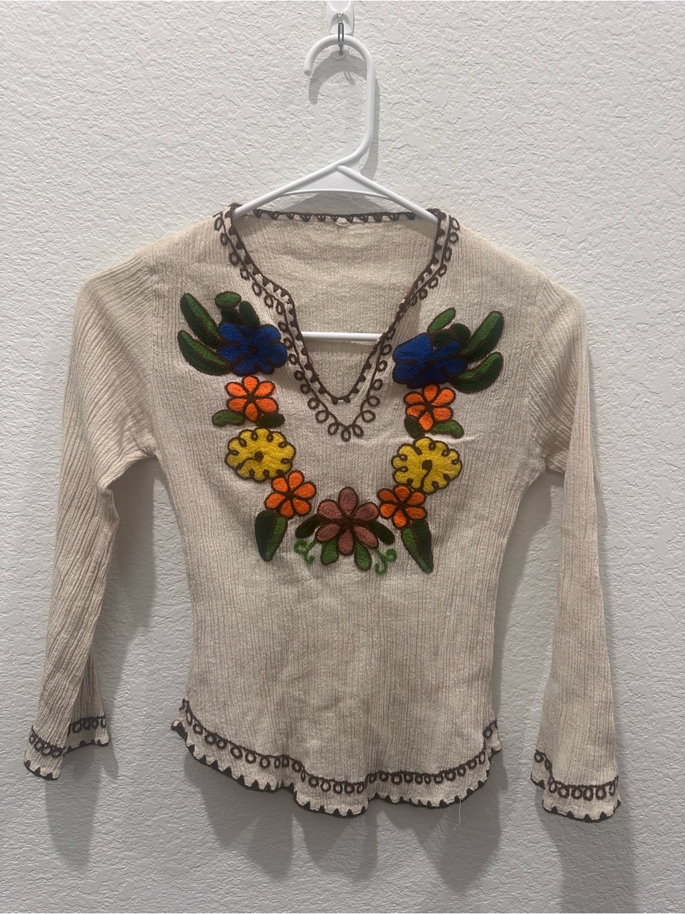 Vintage Boho Cream Knit Top with Colorful Floral Appliqué